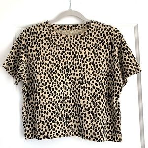 Banana Republic Cropped Animal Print Tee Size S